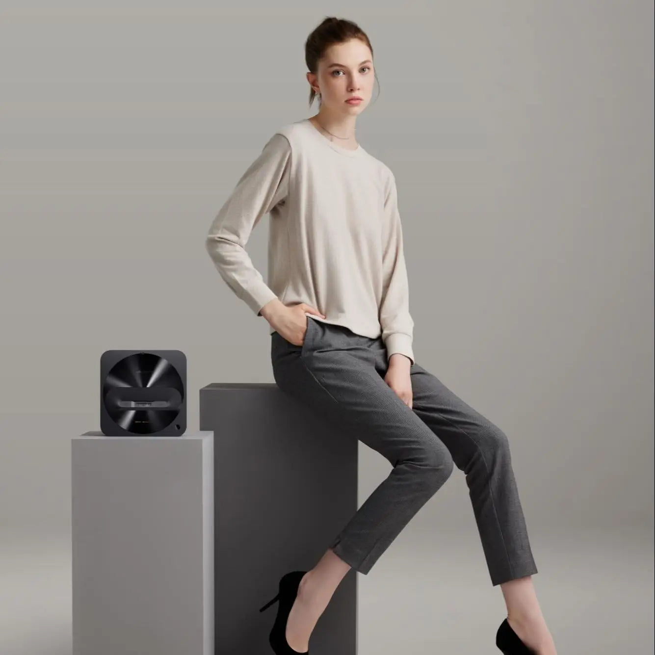 Fengmi R1 Nano – Ultra Short Throw Laser Projector